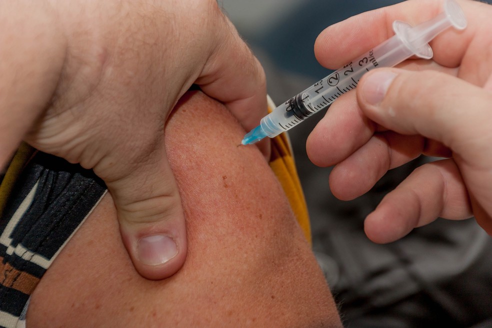 AplicaÃ§Ã£o de vacina poderÃ¡ ser feita sem o auxÃ­lio de um profissional no futuro, diz estudo â€” Foto: LuAnn Hunt/Pixabay