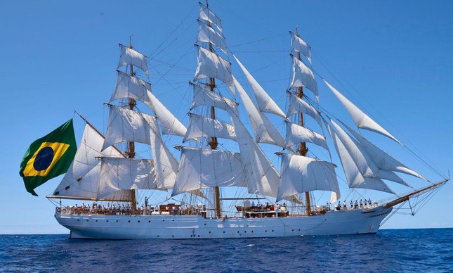O navio-veleiro Cisne Branco, da Marinha