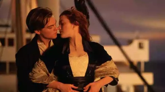 Reexibição de 'Titanic' leva quase 285 mil brasileiros aos cinemas, 25 anos depois