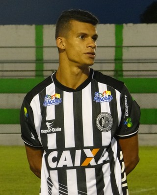 Thallyson faz exames médicos e deve ser anunciado pelo Fla após Brasileiro