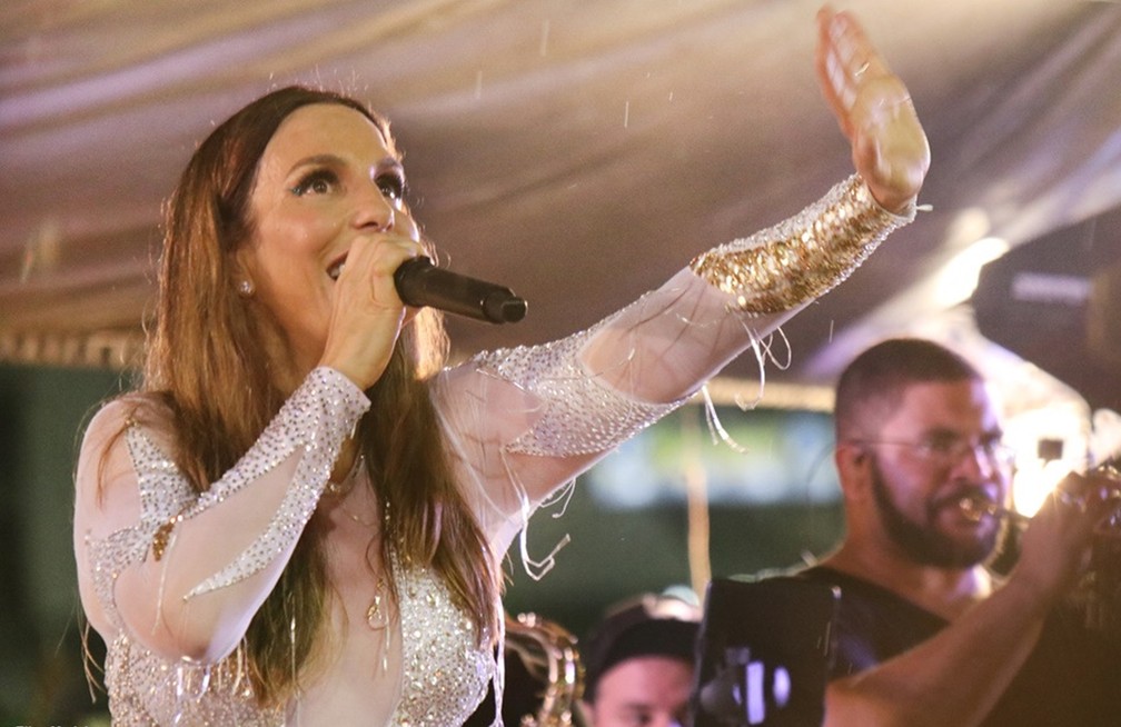 Ivete Sangalo puxou o bloco Coruja no Carnatal 2018 â Foto: Elias Medeiros
