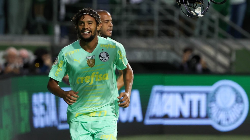Nos últimos 8 anos, Scarpa aparece 4 vezes como líder em cruzamentos certos no Brasileirão