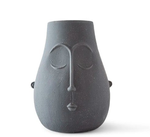 O vaso de cerâmica Puça, da Breton, está disponível por R$ 408 e é ótimo para as mães que gostam de cerâmica. Preço sob consulta — Foto: Breton / Divulgação