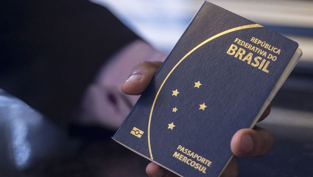 Passaporte - Brasil - brasileiro - passaporte brasileiro (Foto: Marcelo Camargo/Agência Brasil)
