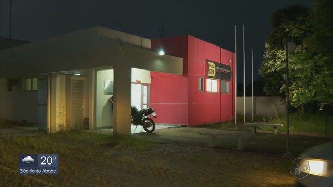 Corpos das vtimas que morreram aps paredo desabar em MG sero levados para Passos
