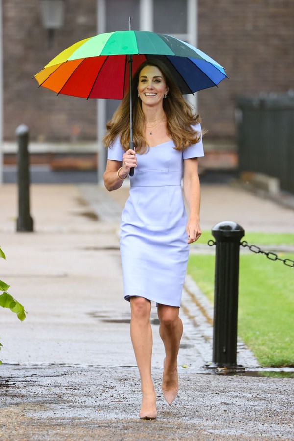 LONDON, ENGLAND - JUNE 18: Catherine, Duchess of Cambridge at Kensington Palace on June 18, 2021 in London, England. The Duchess of Cambridge has launched her own Centre for Early Childhood, to raise awareness of the importance of early years. (Photo by C (Foto: Getty Images)