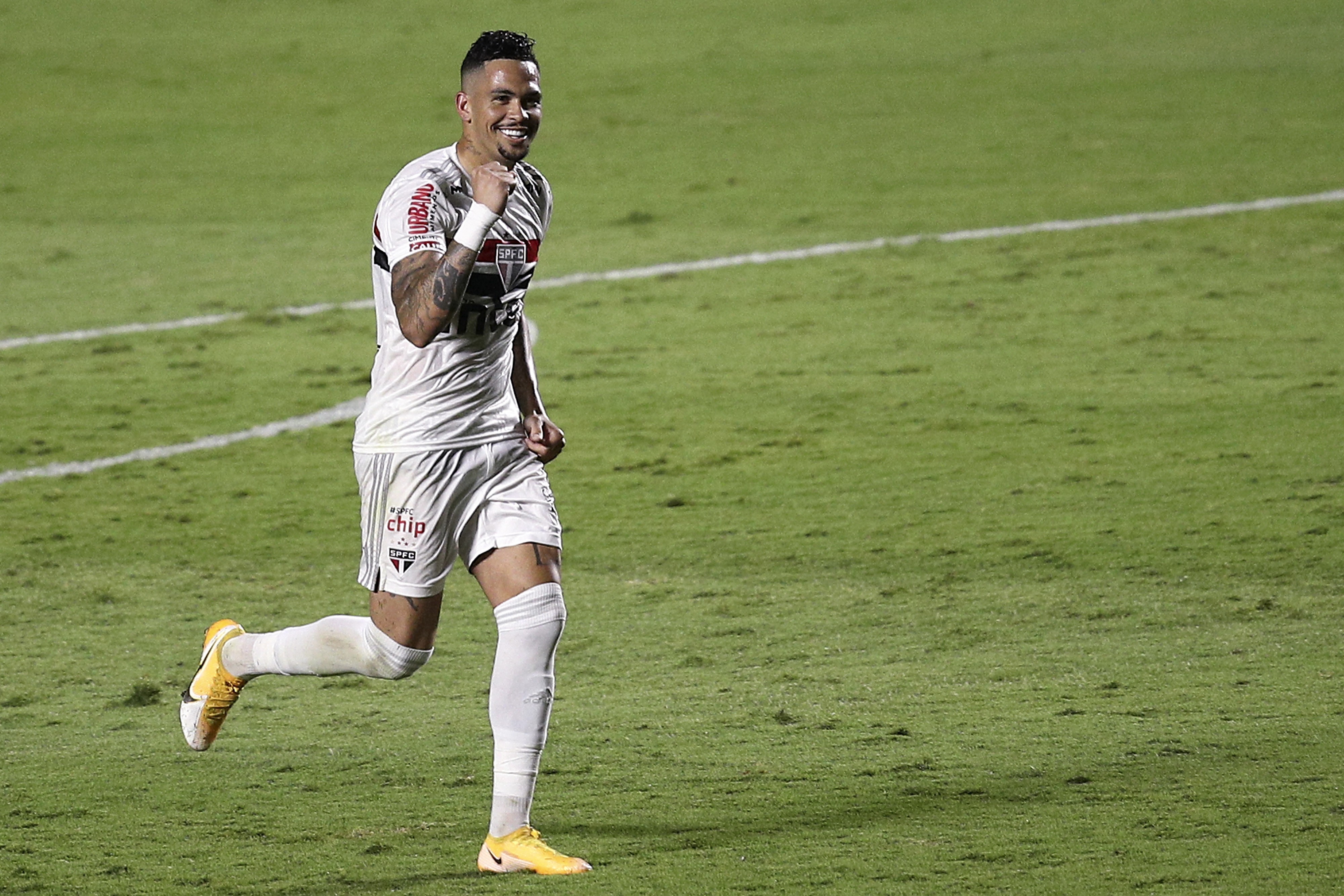 São Paulo pega o Sporting Cristal, às 21h30, no Peru (Foto: Getty Images)