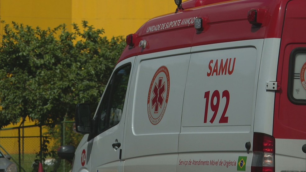 Ambulância do Samu-DF — Foto: reprodução/ TV Globo