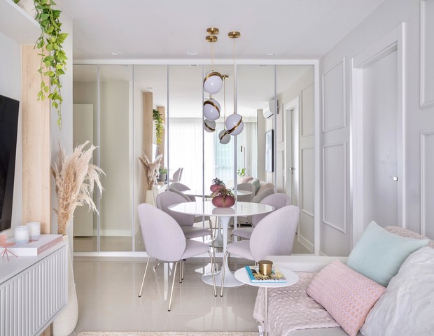 Apartamento de 80 m² exibe décor em tons suaves e inspiração romântica (Foto: Gustavo Bresciani)