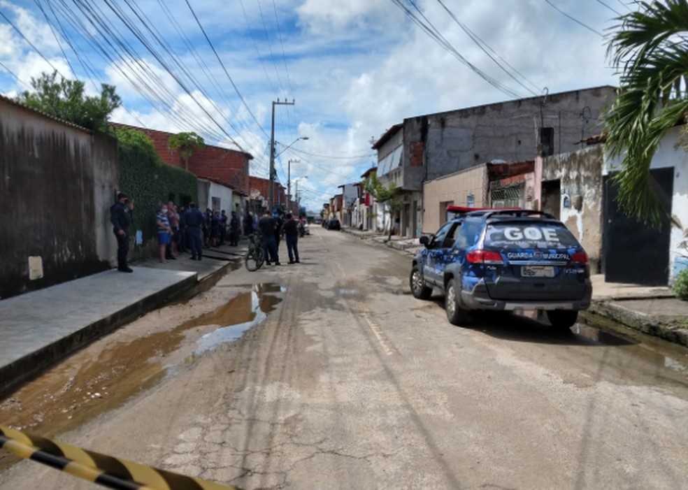 Guarda foi morto quando retornava da casa dos pais. Ele morava próximo a residência dos genitores. — Foto: Darley Melo/Sistema Verdes Mares