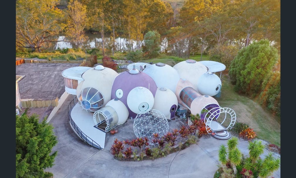 Casa projetada há mais de 30 anos foi inspirada nos Jetsons (Foto: Reprodução/Realestate.com.au)