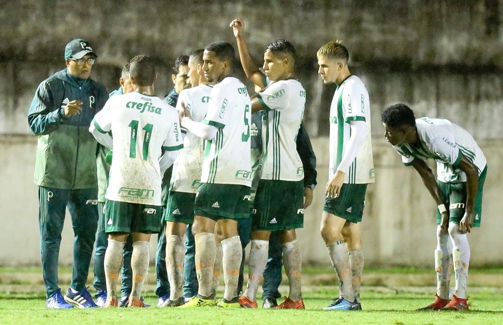Palmeiras e Botafogo-PB decidem vaga na terceira fase da Copinha