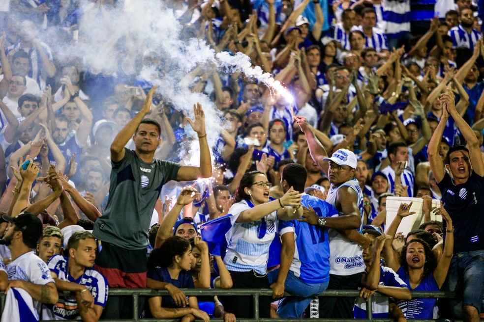 Alagoas Alerta - Torcida do CSA lota Trapichão e bate ...