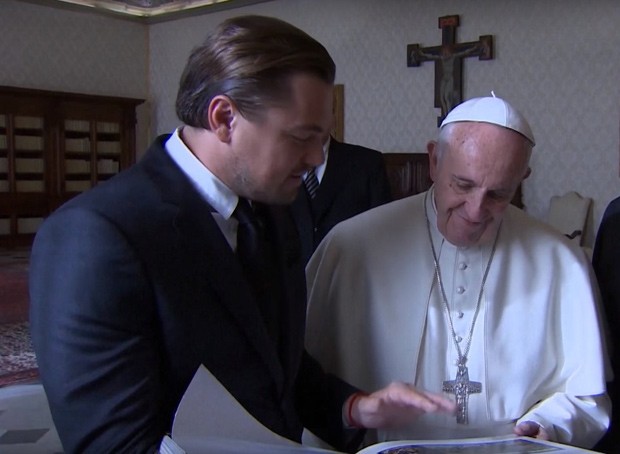 Leonardo DiCaprio e o Papa Francisco  (Foto: Reprodução/ YouTube)