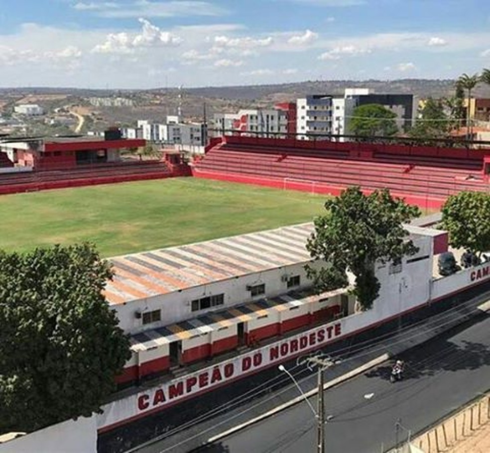 Campinense deve realizar seus treinamentos da pré-temporada no Estádio Renatão, a partir do dia 27 de novembro (Foto: Divulgação / Campinense)
