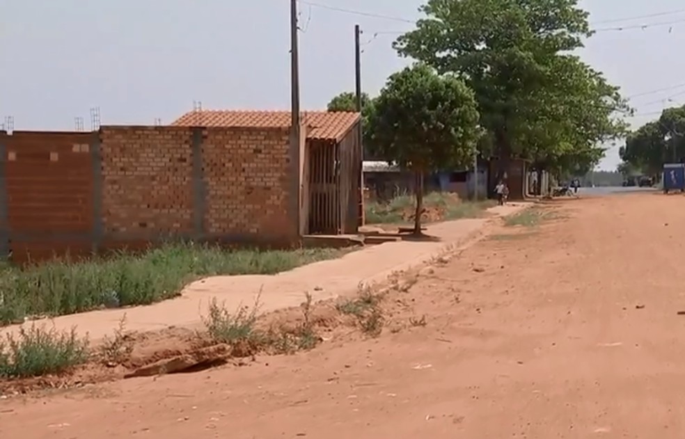 Moradores reclamam de obras paradas em bairros de Bauru | Bauru e ...