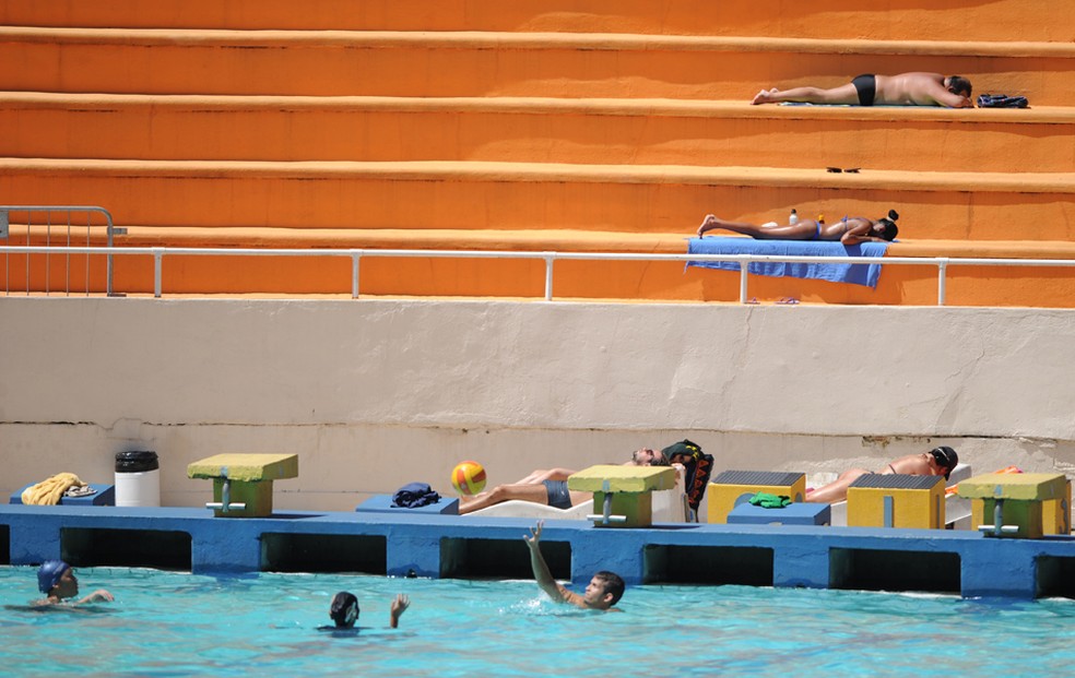 Piscina no pacaembu — Foto: Raul Zito/G1