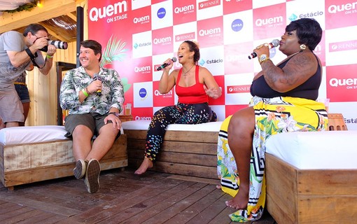 O Repórter Rafael Godinho entrevistou JoJo Todynho e Valesca no QUEM On Stage