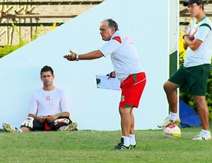 João Vallim, técnico do Velo Clube (Foto: Reprodução / EPTV)