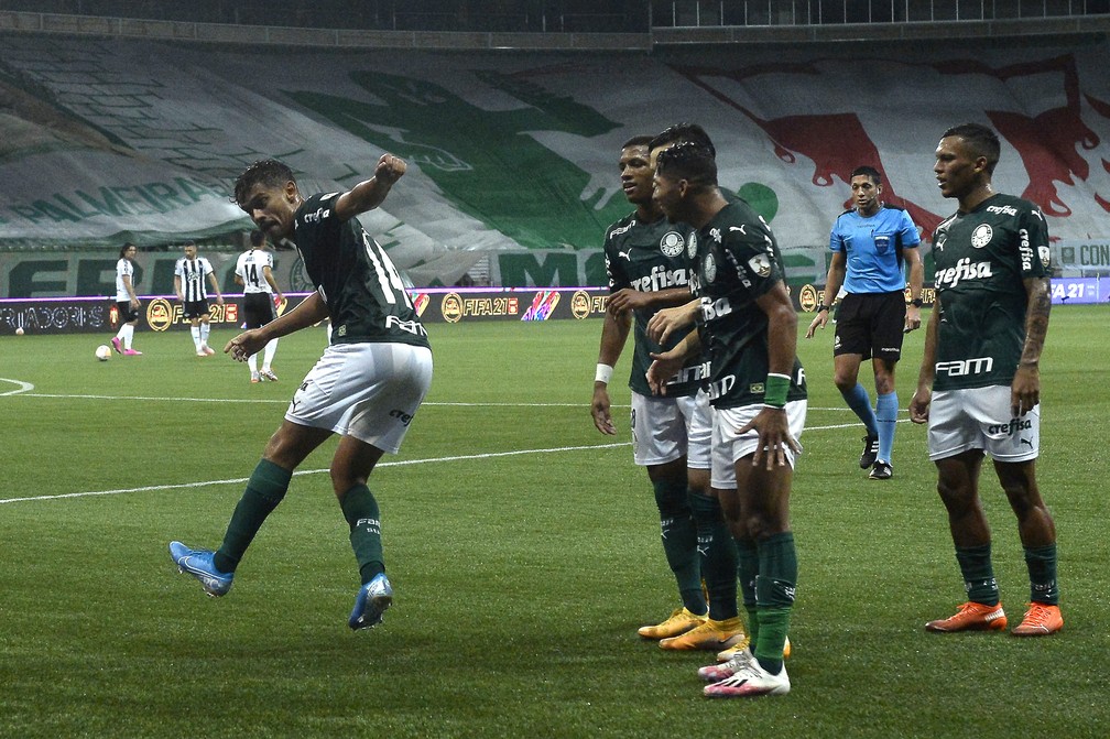 PVC: Palmeiras chega a nove vitórias seguidas, 28 gols feitos e nenhum sofrido no Allianz Parque, pós-Luxemburgo