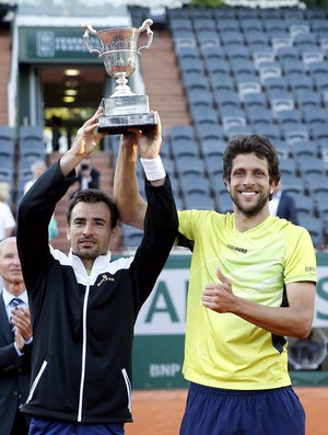 tênis Ivan Dodig e Marcelo Melo troféu Roland Garros (Foto: EFE)
