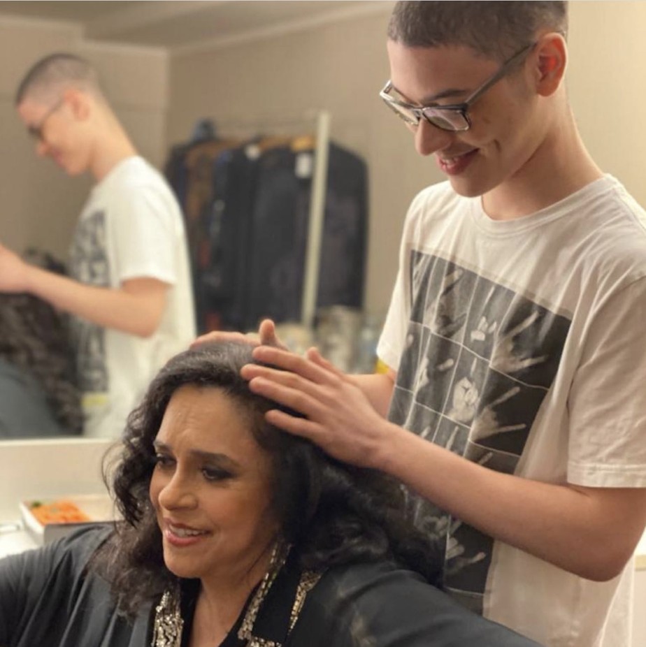 Gal Costa deixa um filho de 17 anos, Gabriel - Notícias - BCharts Fórum
