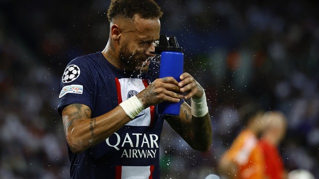 De virada e com gol de Neymar, PSG vence na Champions; confira resultados  da rodada - Fotos - R7 Champions League