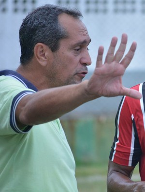 Sérgio Perini, técnico (Foto: Adriano Barbosa)
