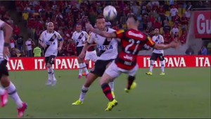 Nenê e Paulinho levam Vasco x Fla na disputa de drible mais bonito da quarta