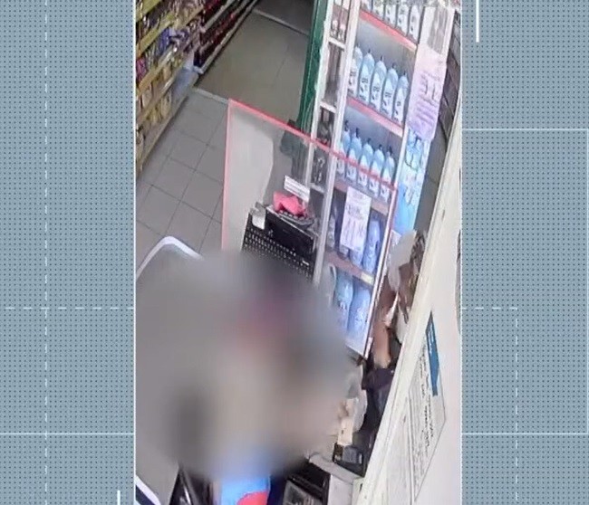 Bandido aborda operadores de caixa e leva dinheiro de supermercado em Natal