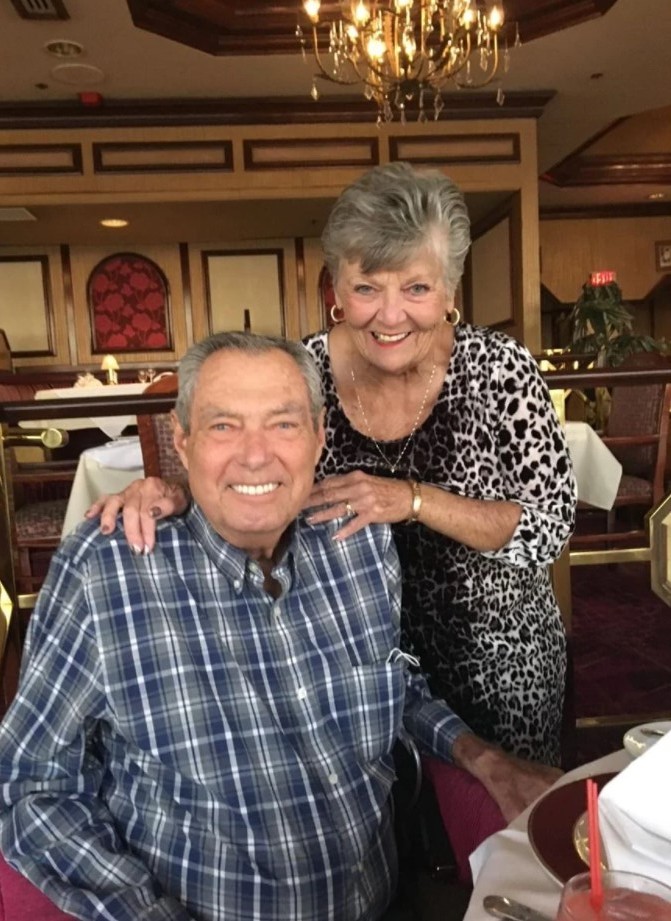 Eddie D. e Patricia M. (Foto: reprodução/ instagramFOX 5/ Mountain View Hospital)