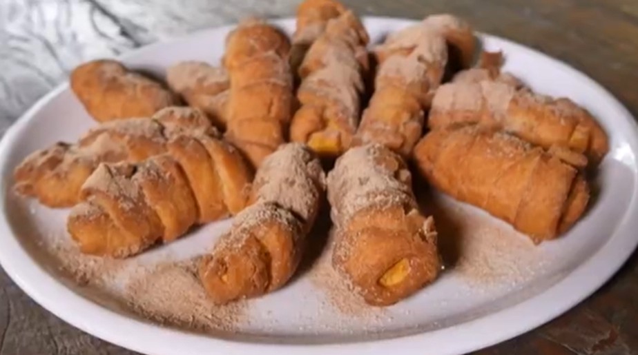 Caminho Do Campo Receitas Bolinho De Chuva Com Vinagre Banana Empanada Com Acucar E Canela Aprenda O Passo A Passo Receitas Paranaenses Gshow