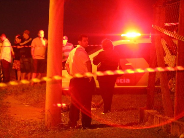 Polícia procura pelo suspeito que fugiu (Foto: Site J. Serafim Show / Divulgação)