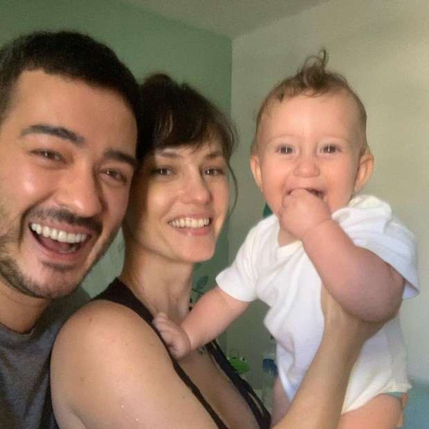 Rosanne Mulholland e Marcos Veras com o filho, Davi (Foto: Reprodução/Instagram)