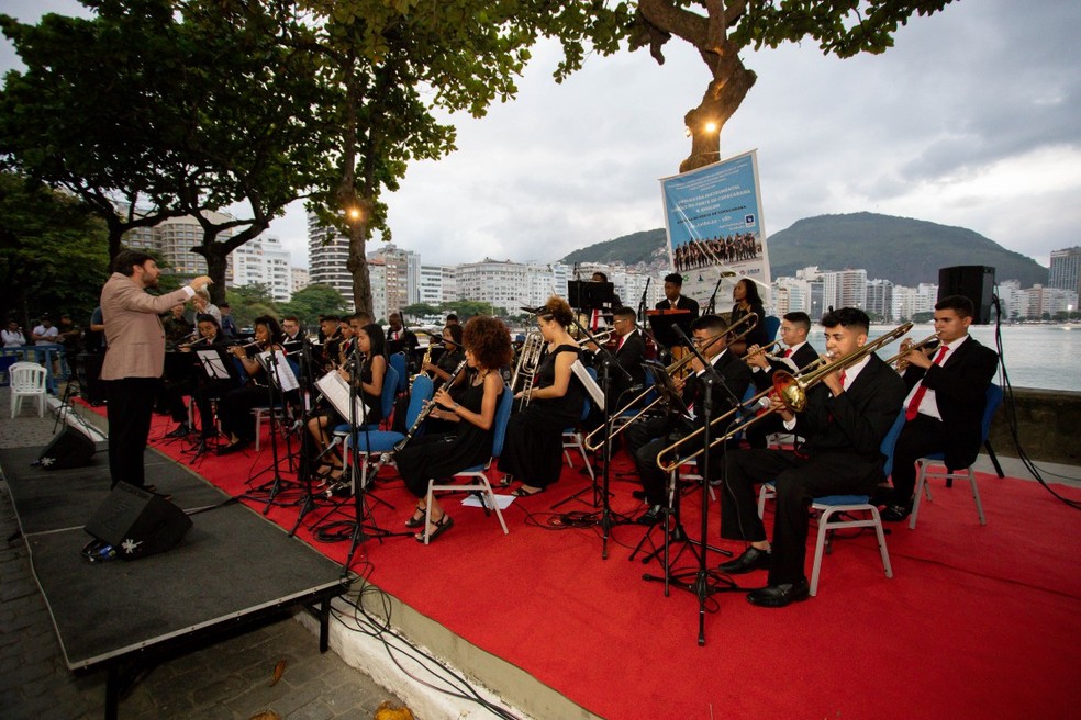 Orquestra Violões do Forte de Copacabana — Foto: Rudy Trindade/Themapress