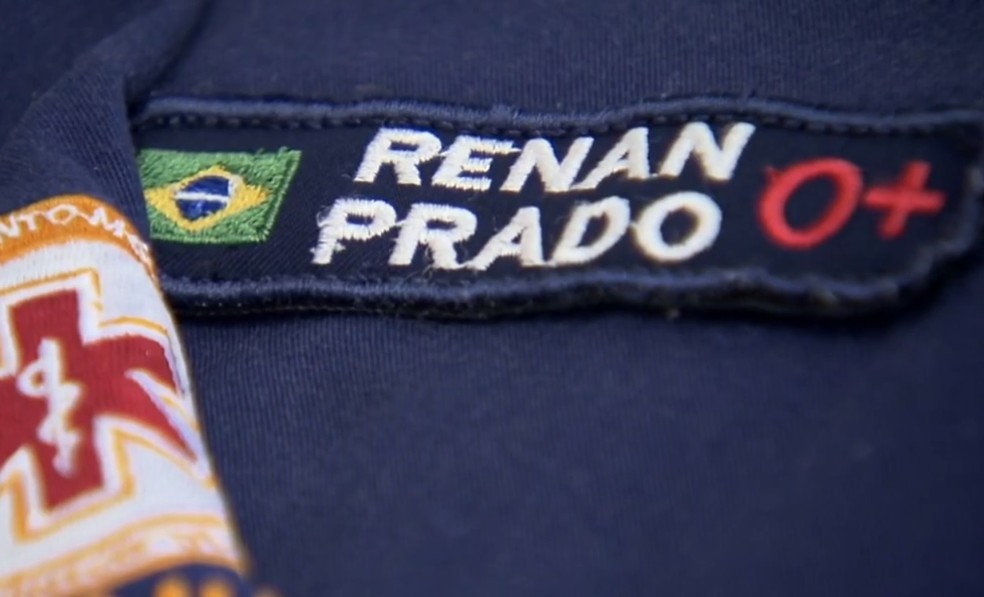 Uniforme de enfermeiro do Samu de Piracicaba que foi vítima da Covid-19 — Foto: Reprodução/EPTV