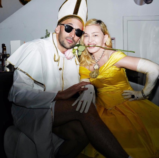 Madonna e amigo (Foto: Reprodução / Instagram)