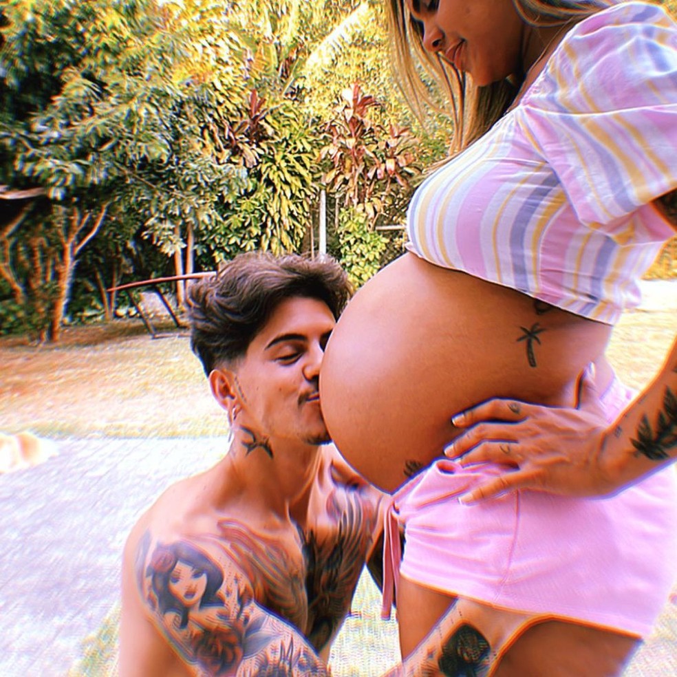 Tays Reis mostra barrigão e anuncia chegada dos 9 meses de Pietra — Foto: Reprodução/Redes Sociais