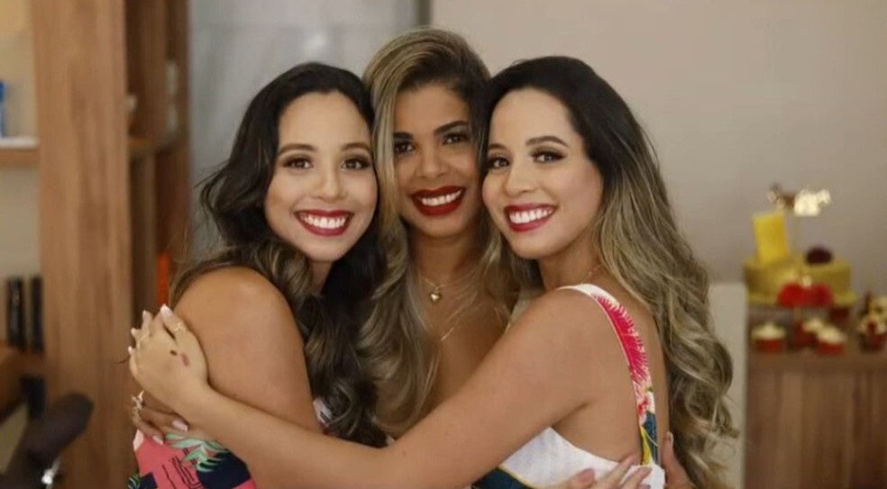 Alessandra foi morta na frente das filhas gêmeas — Foto: Reprodução / TV Bahia