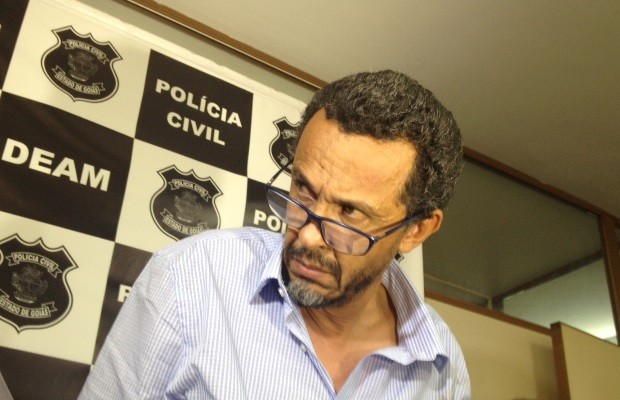 José Ricardo Silva Santos preso se dizia representante da ONU para enganar mulheres em Goiânia, Goiás (Foto: Sílvio Túlio/G1)