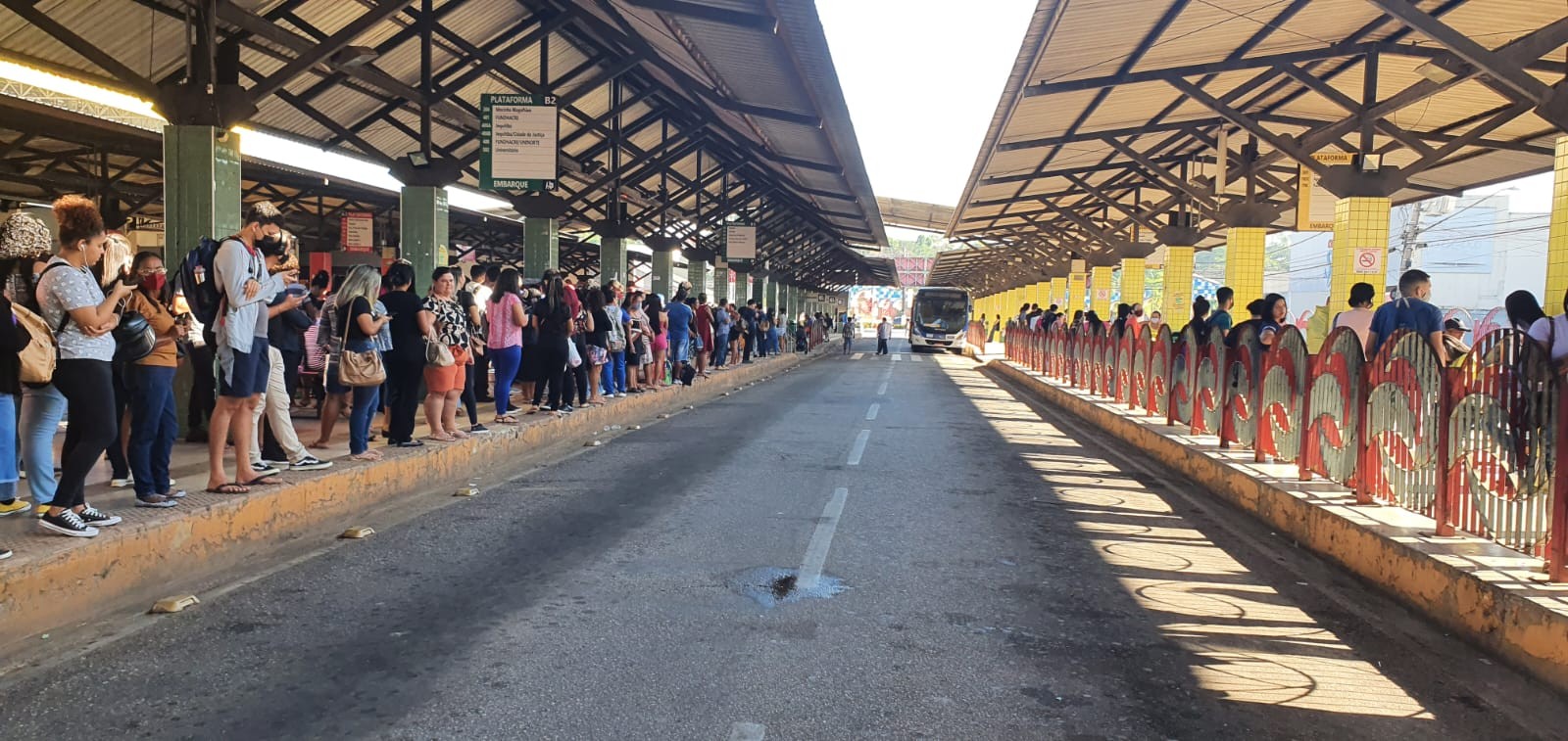 Cerca de 11 mil pessoas usaram o transporte público no primeiro domingo de Enem em Rio Branco