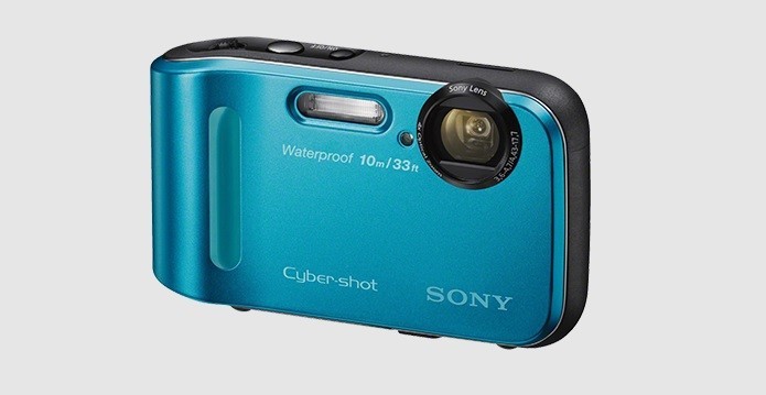 Câmera da Sony aguenta quedas e mergulho de até 10 metros (Foto: Divulgação/Sony)