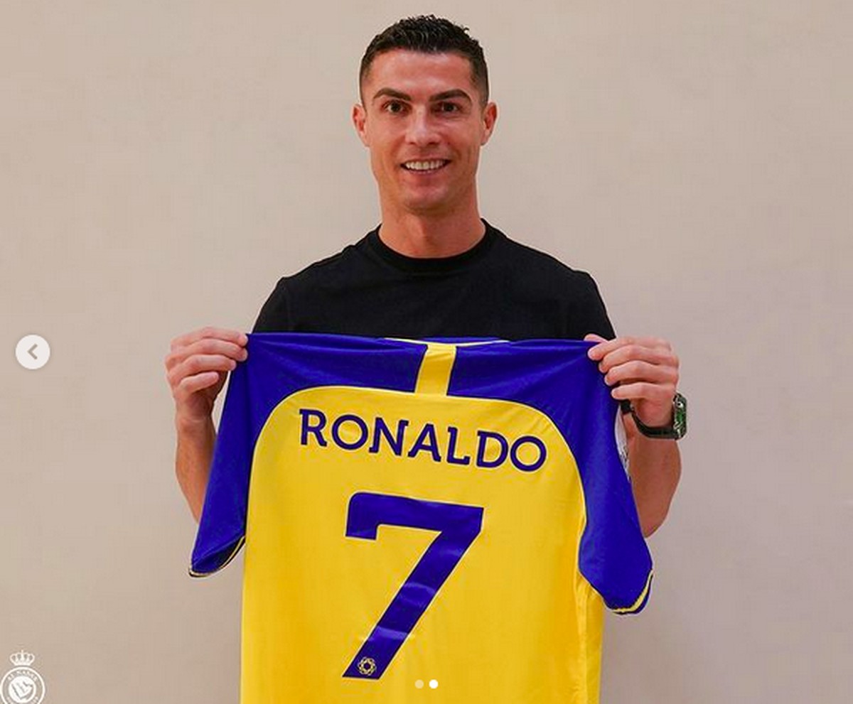 Cristiano Ronaldo can still play for Newcastle thanks to a clause in his contract with Al-Nassr.  understand |  sports
