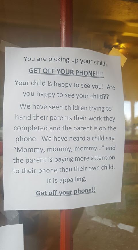 O aviso que perde aos pais que deixem o celular de lado (Foto: Reprodução - Facebook)