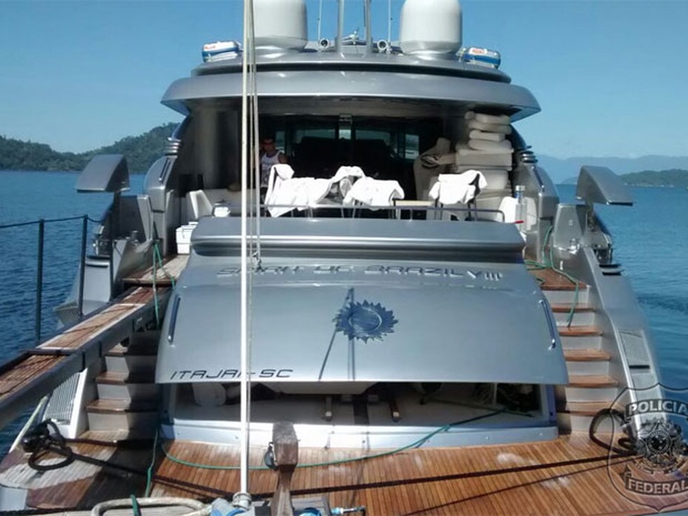 Iate do empresário foi apreendido pela Polícia Federal — Foto: Divulgação/Polícia Federal