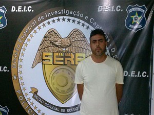 Edvaldo Florêncio da Silva, 36 anos, foi preso no no Barro Duro (Foto: Ascom/Polícia Civil)
