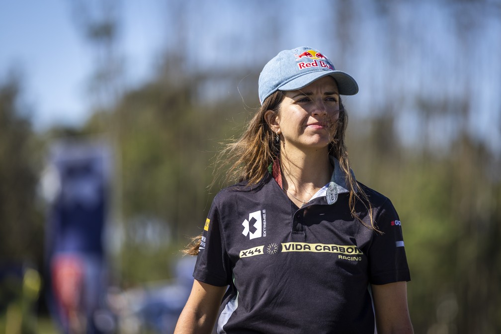 Espanhola Cristina Gutiérrez segue como titular na equipe X44 da Extreme E na temporada 2023 — Foto: Sam Bloxham/Extreme E