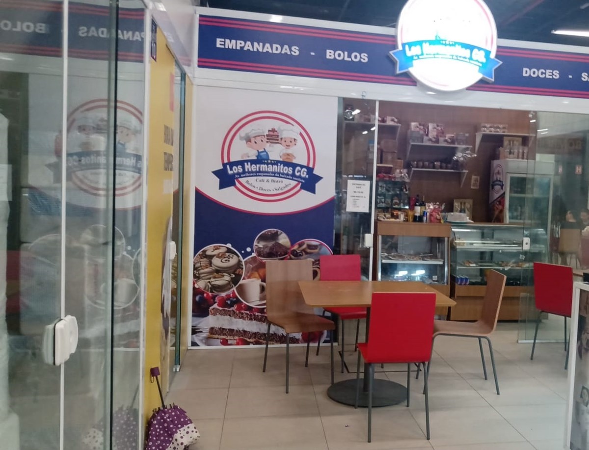 Family de irmãos argentinos que foram humilhados por vender empanadas abre bistro no litoral de SP |  Santos y Región