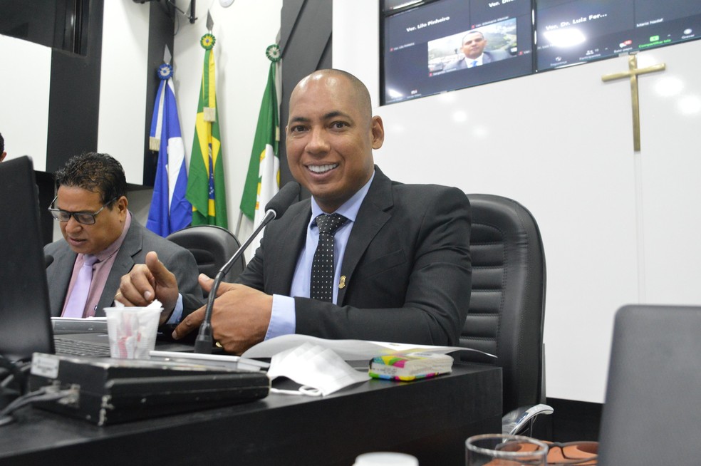 Juca do Guaraná reconheceu que errou ao fim da sessão — Foto: Comunicação Câmara de Cuiabá