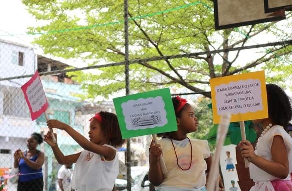 Escola na Bahia aposta há mais de 30 anos em educação antirracista na construção de uma nova geração de cidadãos  — Foto: Arquivo Pessoal